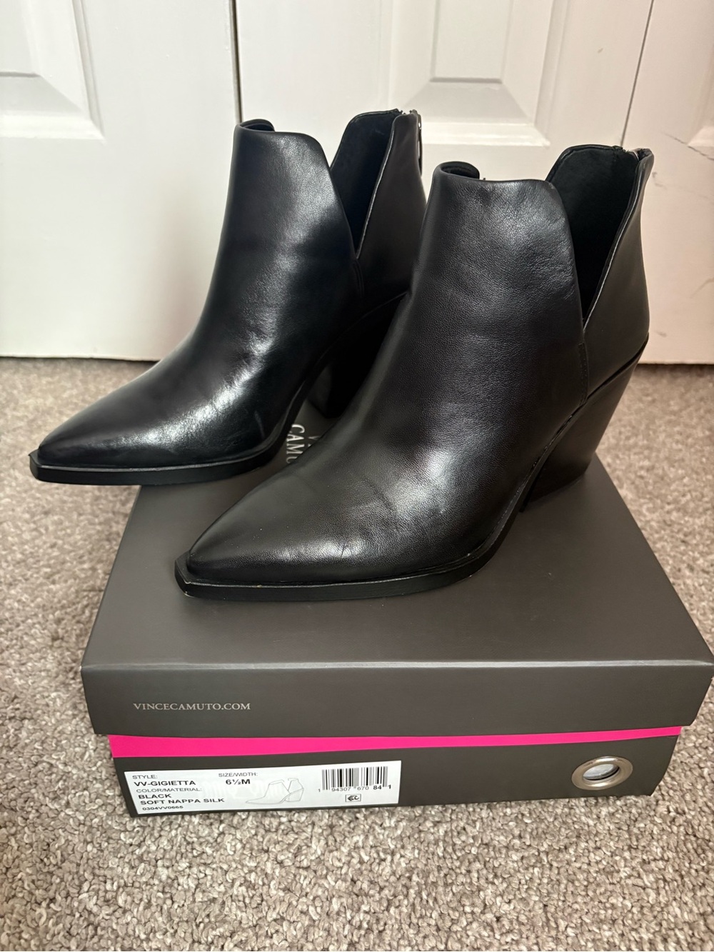 Vince Camuto Black Pointed Leather Ankle Booties